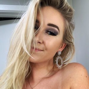 Meet your Posher, Savannah